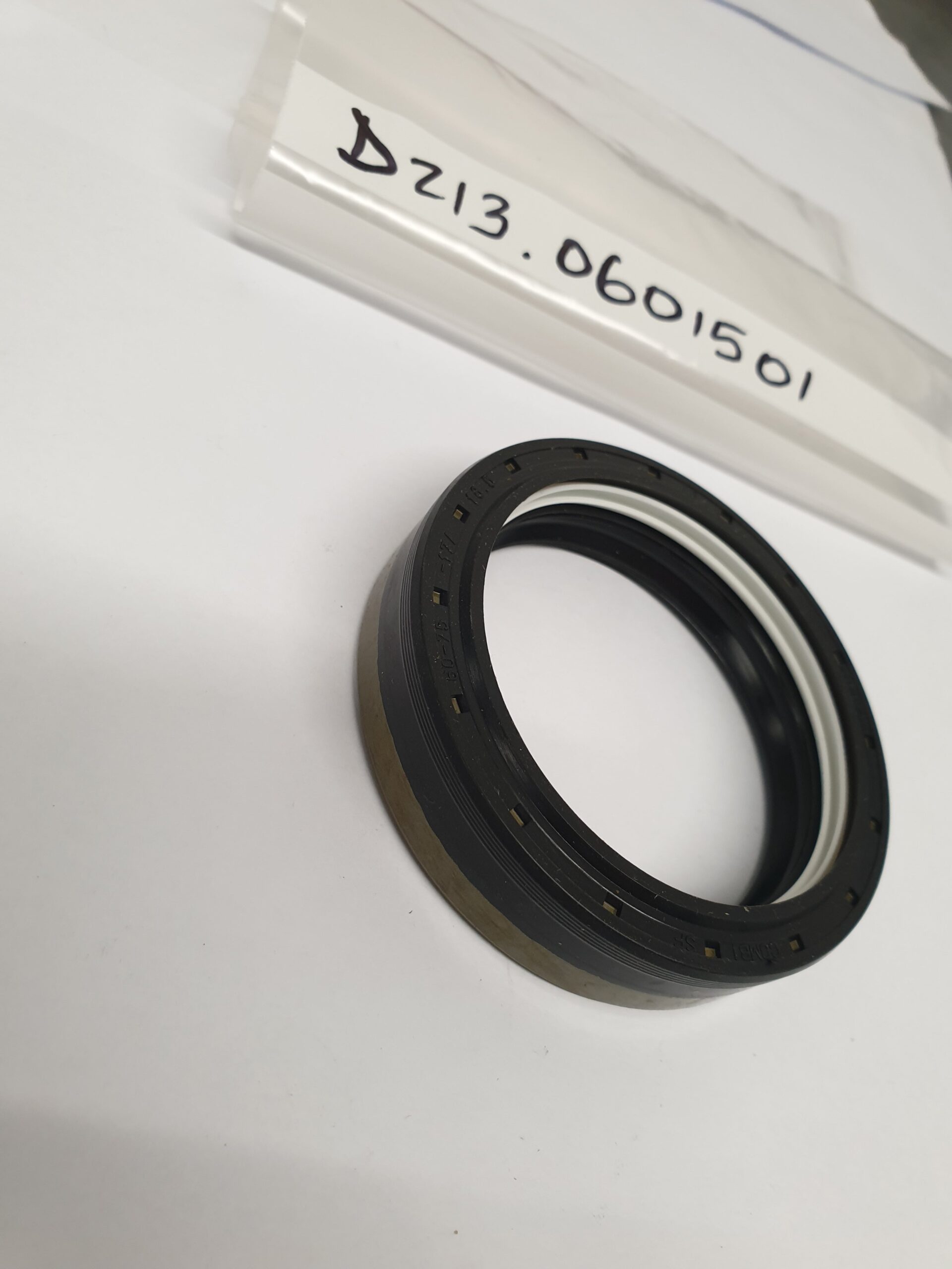 DRIVE SHAFT SEAL GENUINE DANA SPICER PARTS D213.0601501 / 213.06.015.01 - Image 5