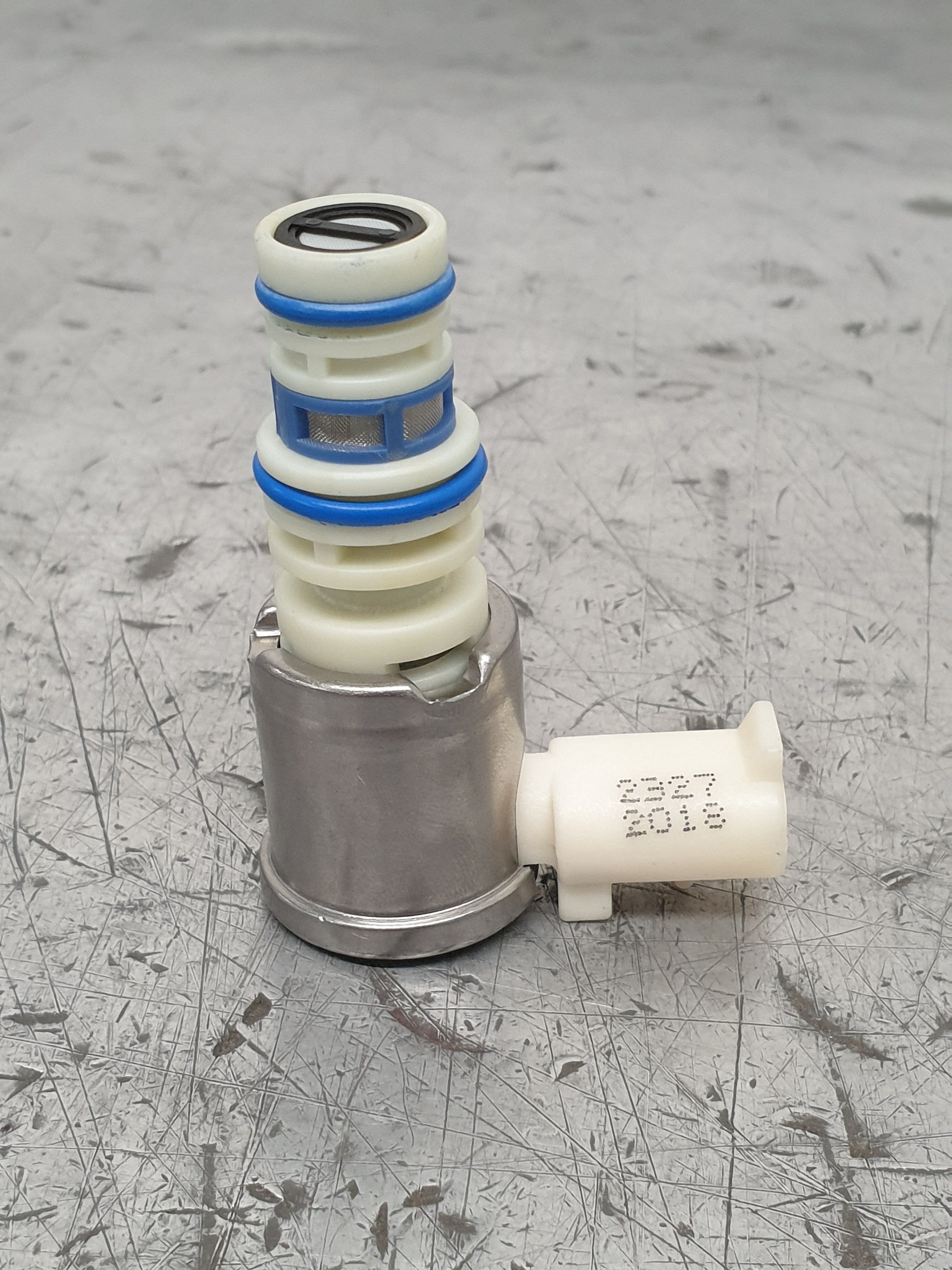 TRANSMISSION SHIFT CONTROL VALVE ON/OFF SOLENOID GENUINE 29536833 - Image 6