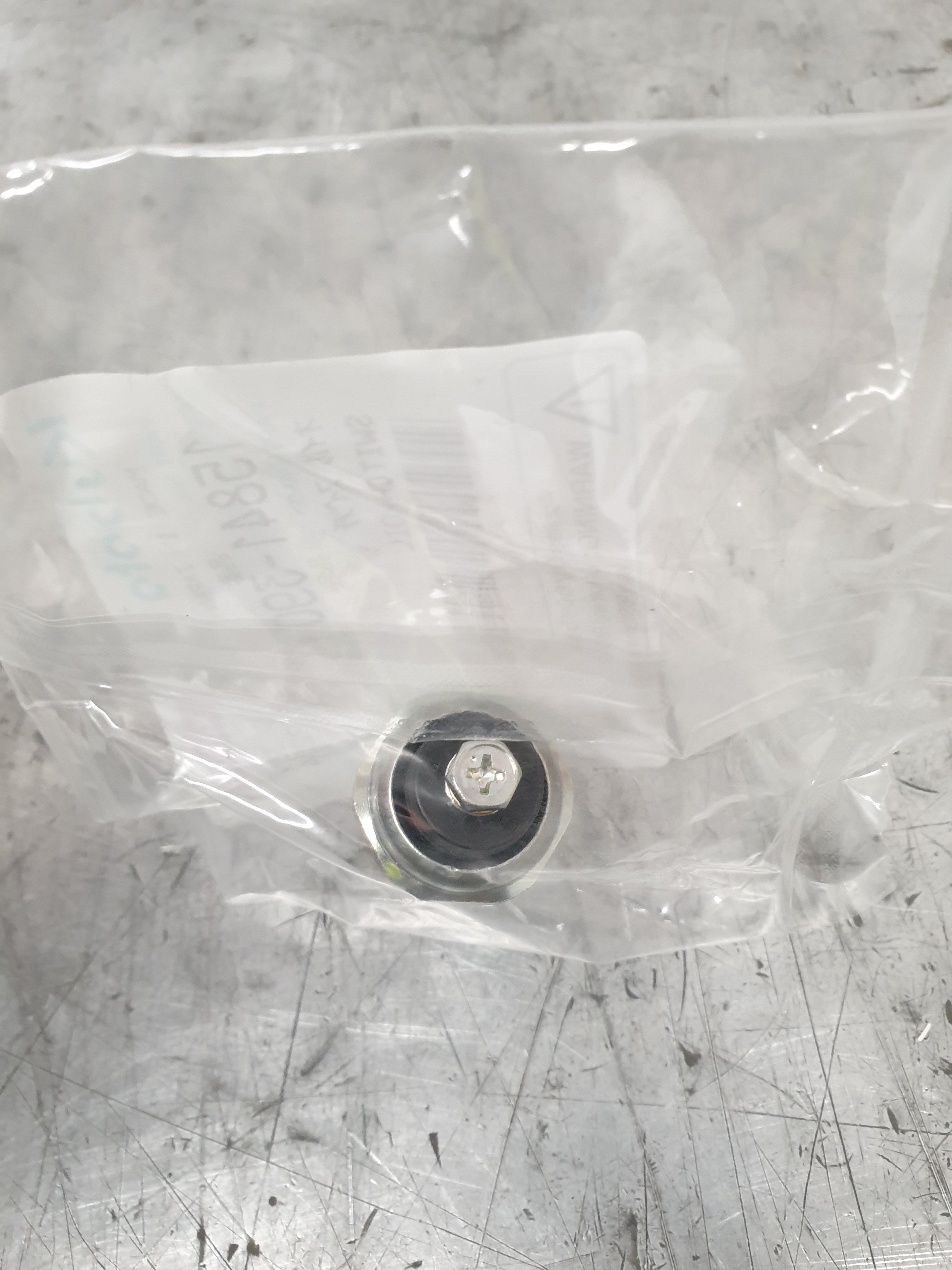 OIL PRESSURE SWITCH GENUINE KUBOTA PARTS - Image 3