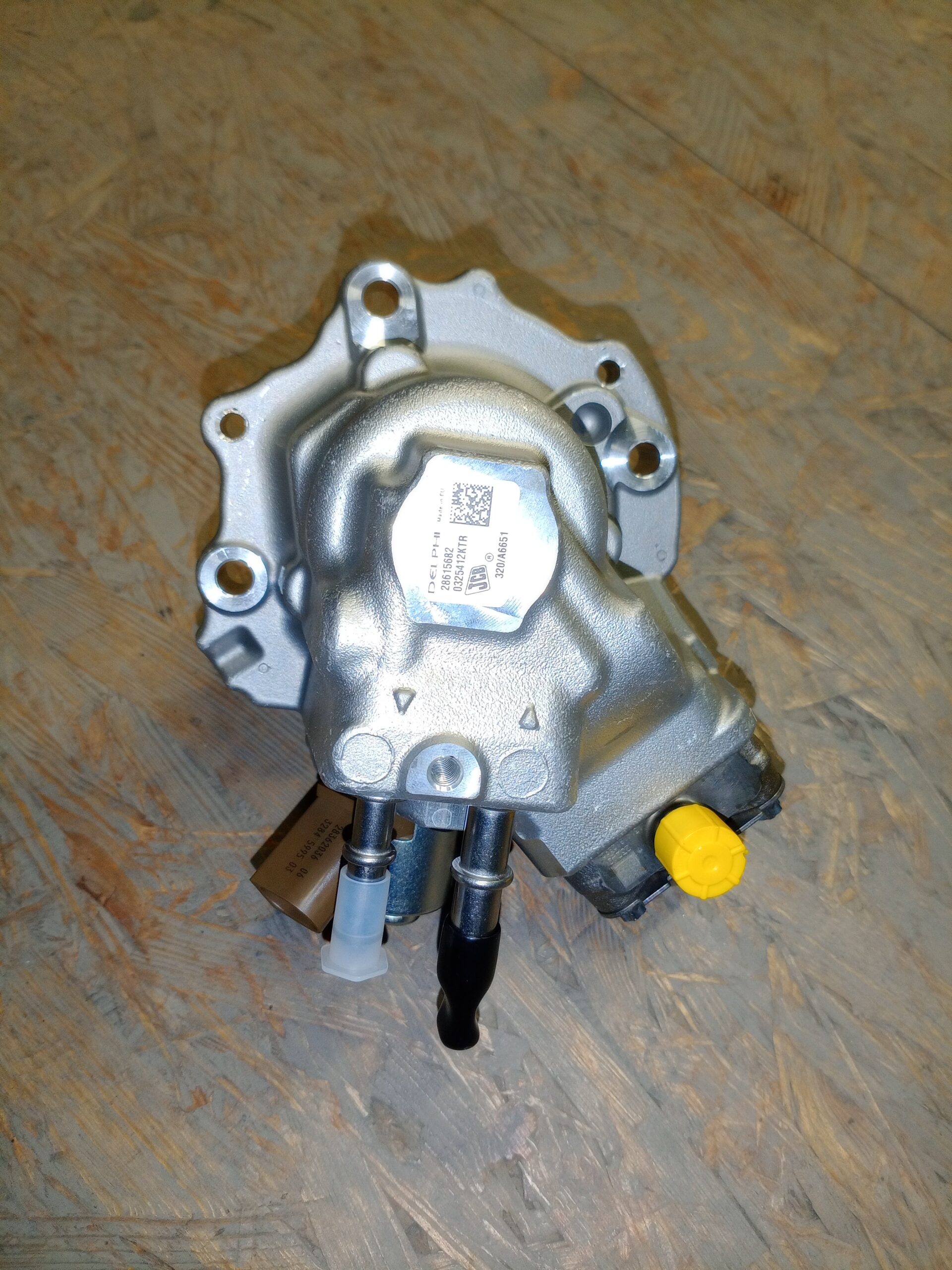 COMMON RAIL FUEL INJECTION PUMP GENUINE JCB PARTS 320/A6651 - Image 5