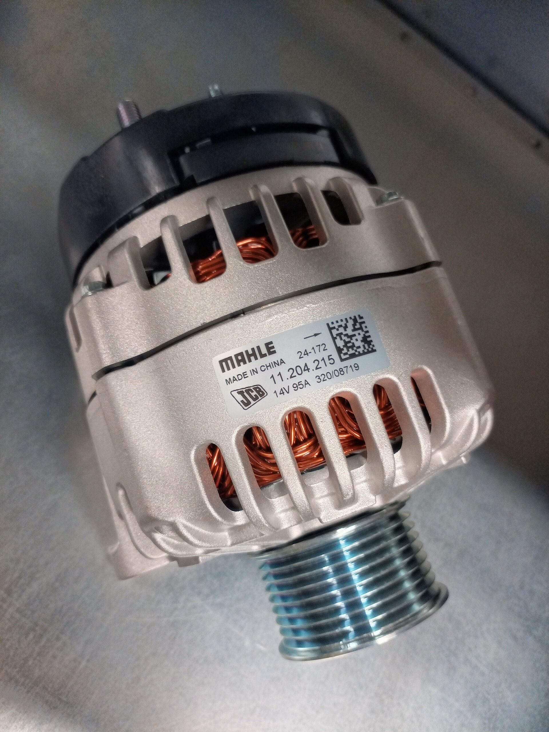 ALTENATOR GENUINE JCB PARTS 12V 95A 320/08719 - Image 3