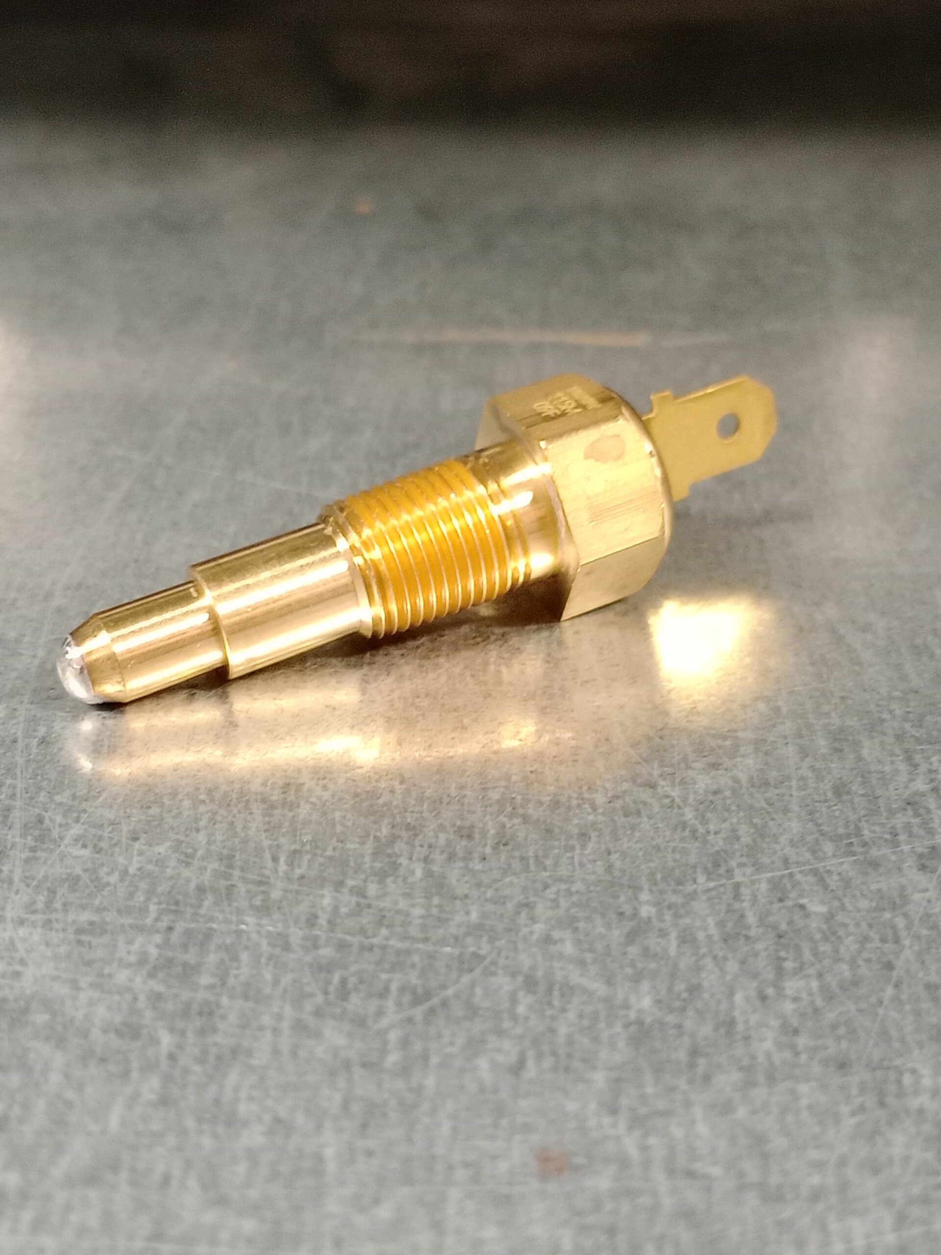 WATER TEMPRATURE THERMOSTAT SENSOR GENUINE KUBOTA PARTS 1622283043 - Image 5
