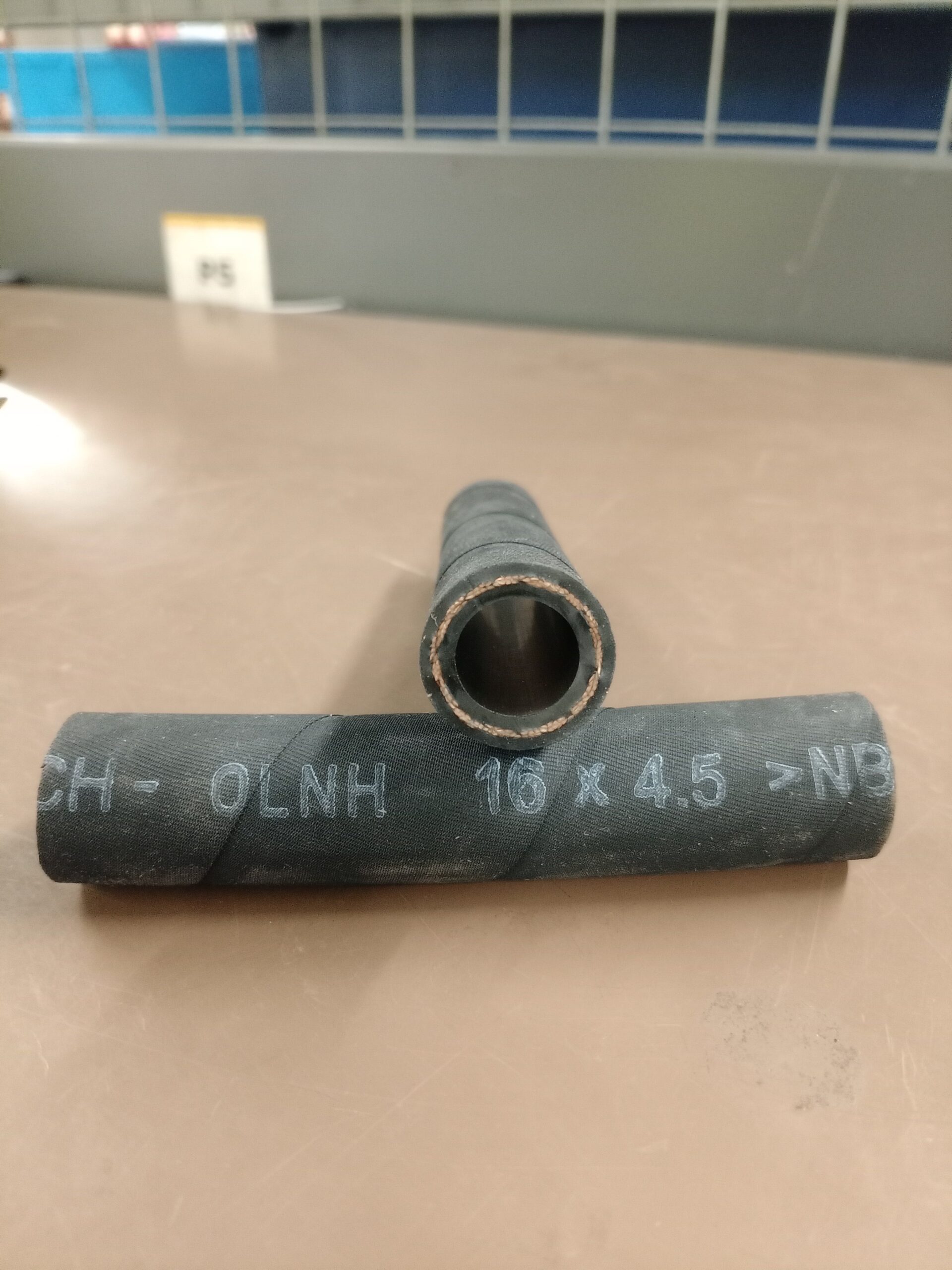 STEYR MOTORS TURBO OIL RETURN HOSE 2178573-4 - Image 2