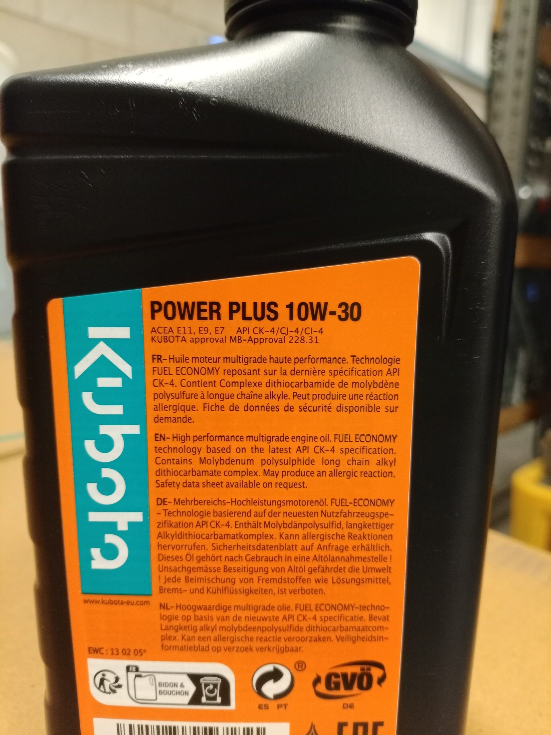 KUBOTA POWERPLUS 10W-30 ENGINE OIL - Image 2