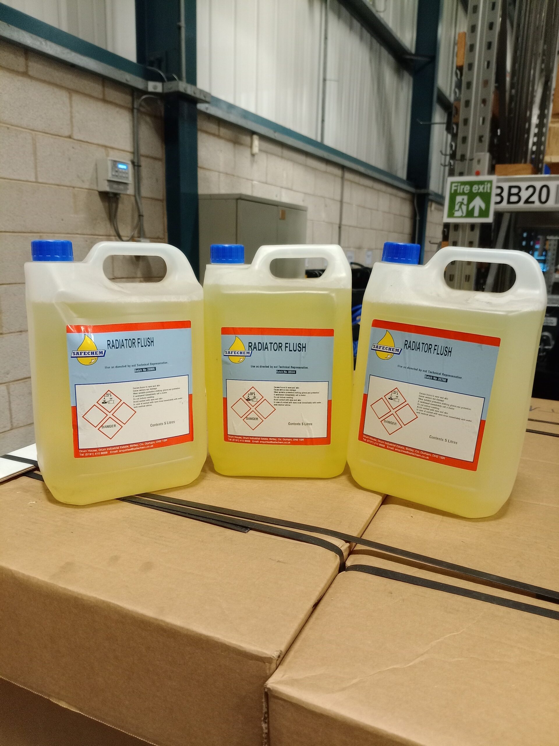 RADIATOR FLUSH SAFECHEM 5L -SUITABLE FOR ALL ON-ROAD & OFF-ROAD WATER COOLED ENGINES - Image 4
