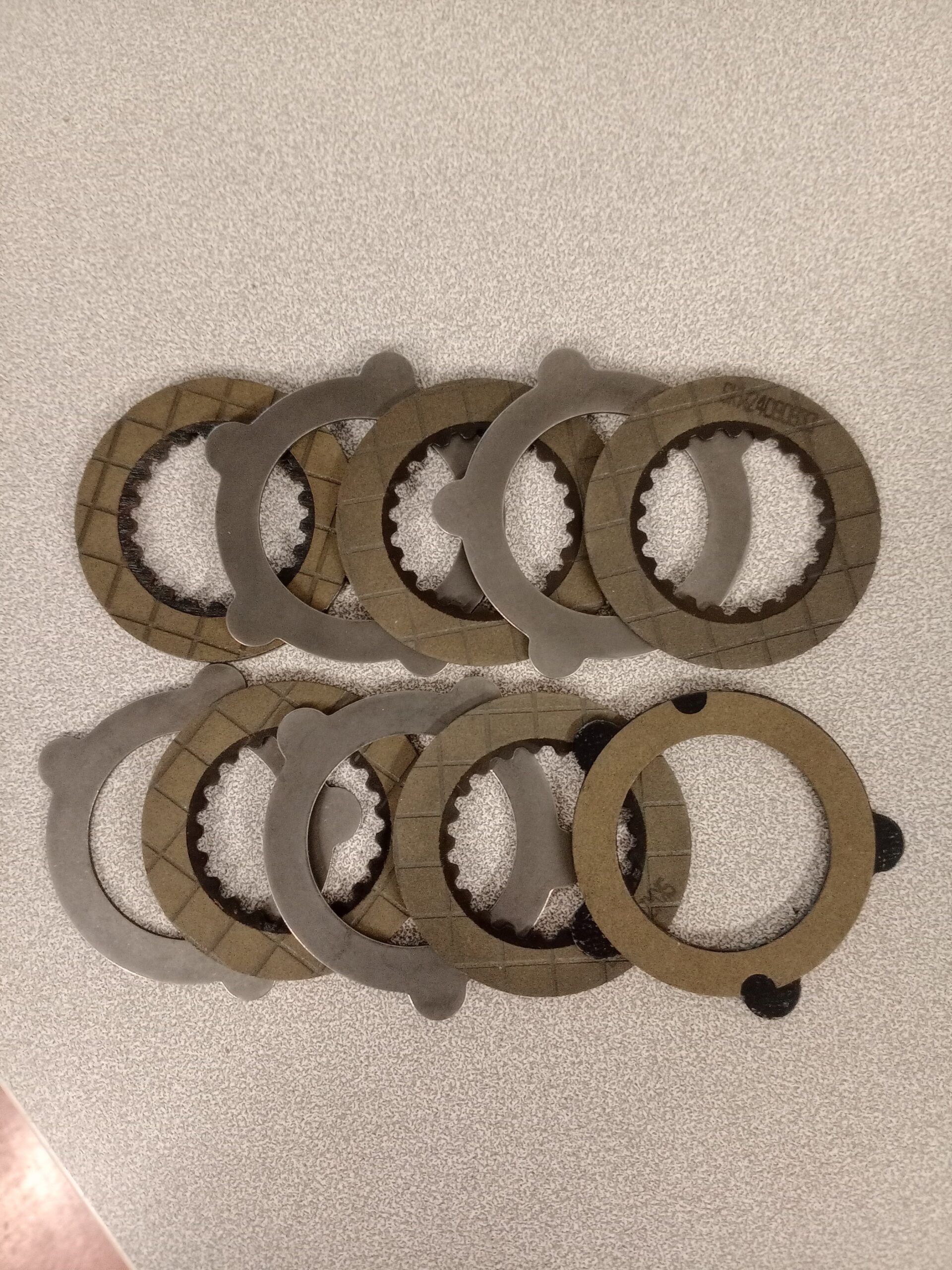 CLUTCH DISC KIT GENUINE DANA SPICER PARTS D111.0461001 / 111.04.610.01 - Image 4