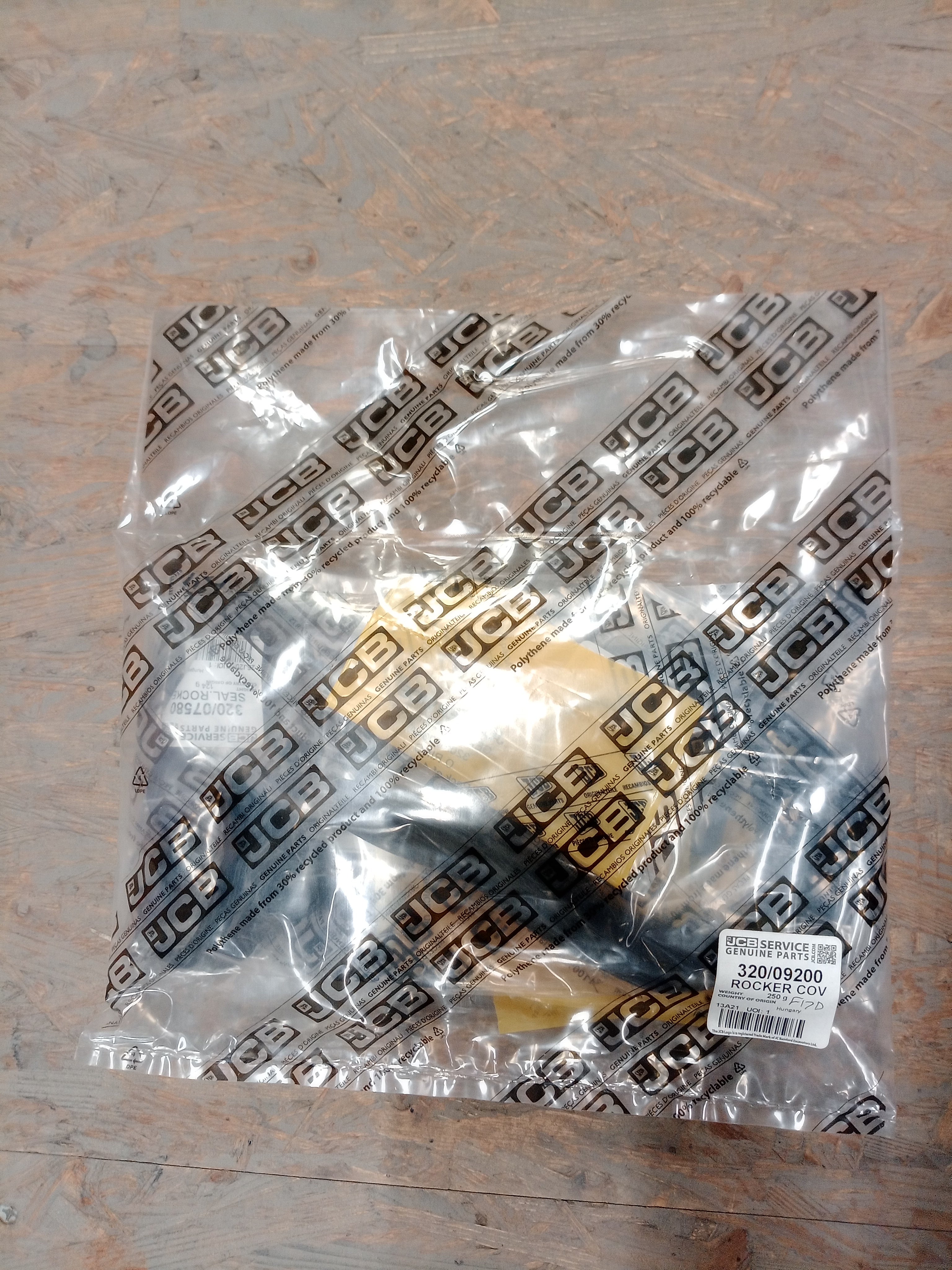 ROCKER COVER GASKET KIT GENUINE JCB PARTS 320/09200 - Image 2
